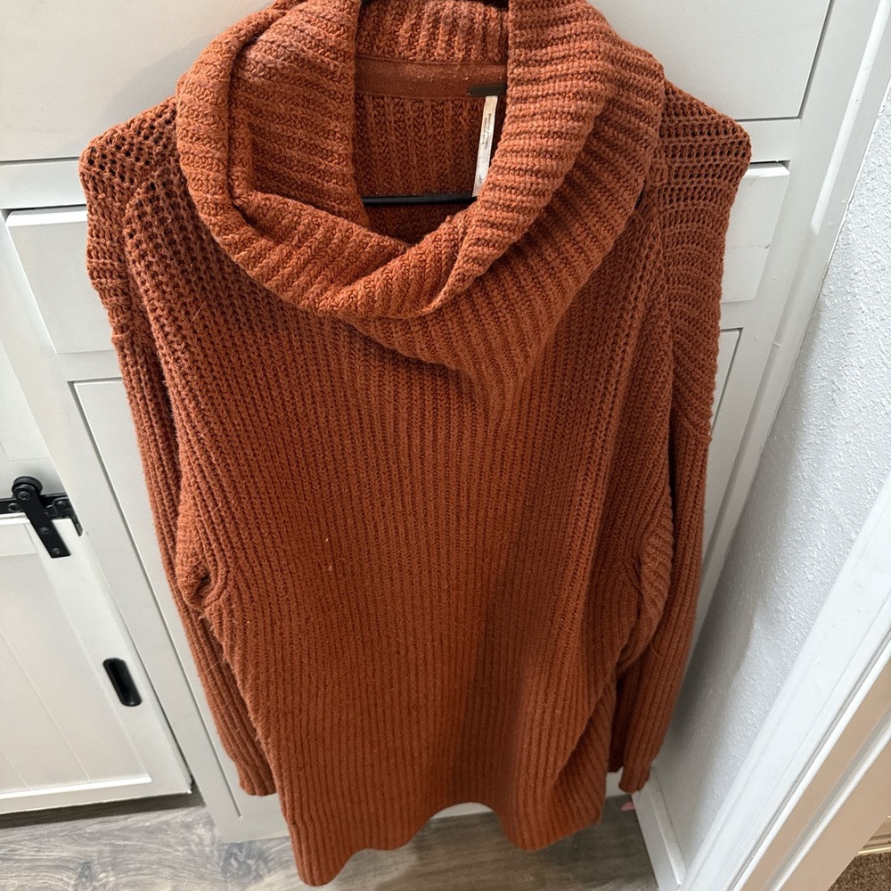 Cozy Free People Rust Sweater